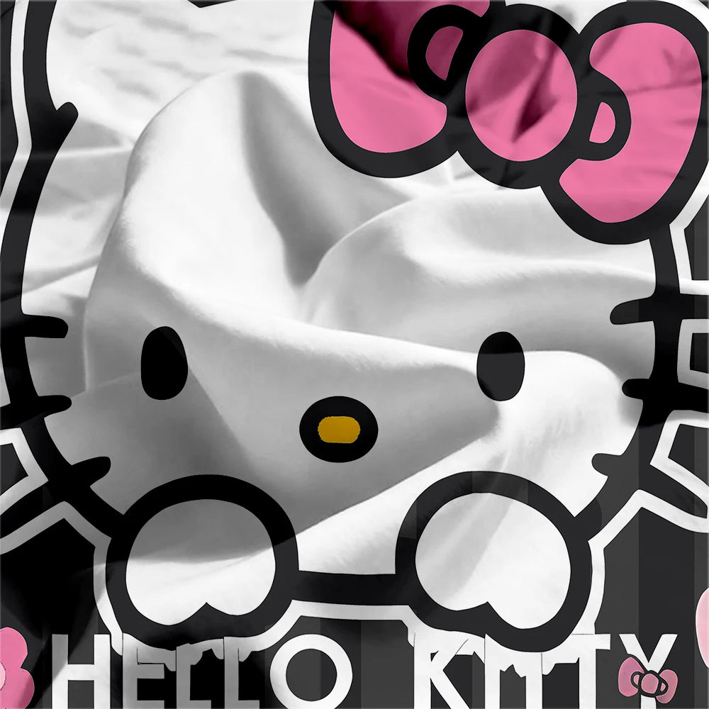 Hello Kitty Minimalist Quilt Cover