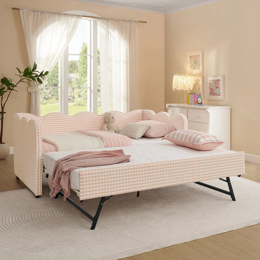 Cozy Gingham Daybed with Trundle Twin
