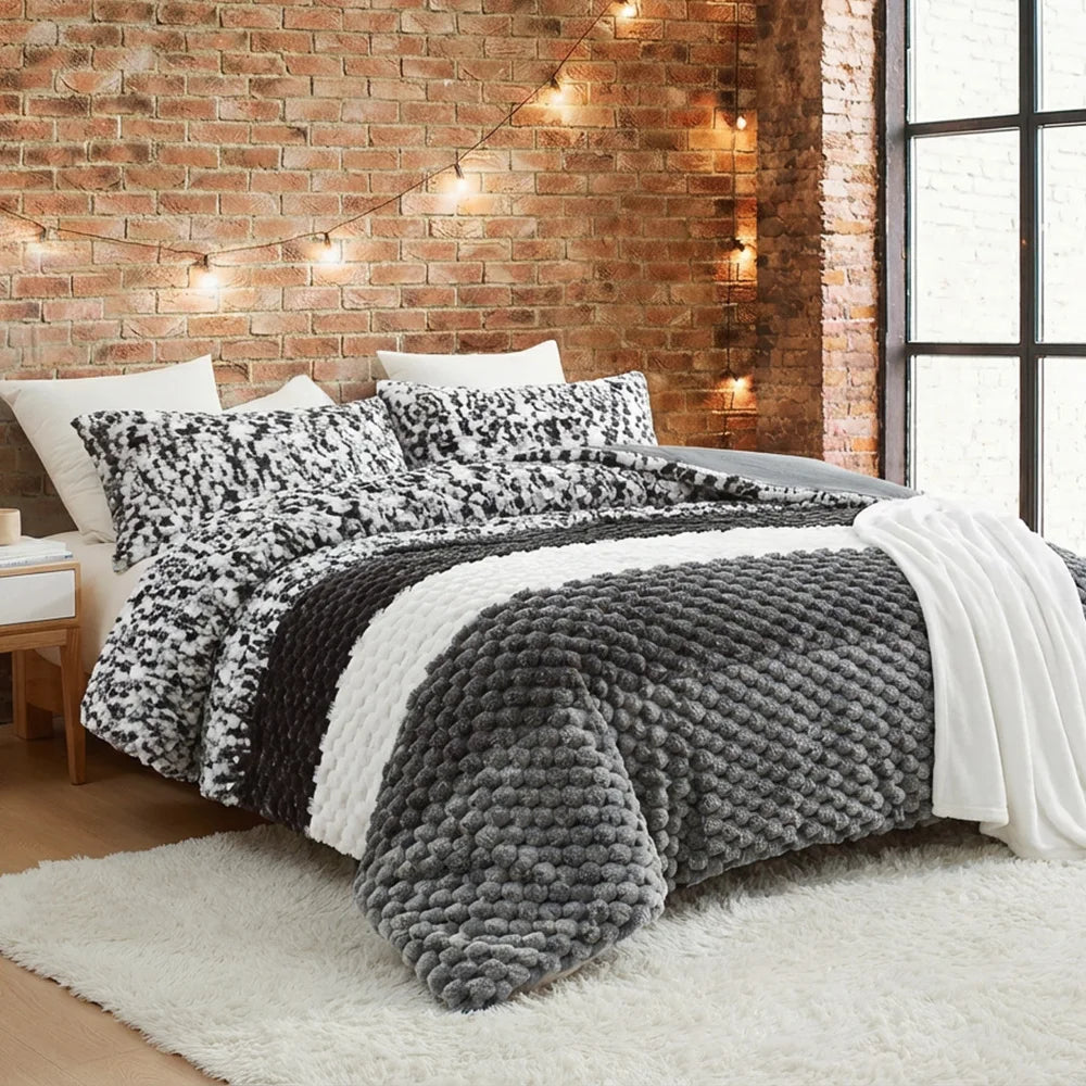 3 Pcs Luxury Faux Fur Rabbit Comforter Set